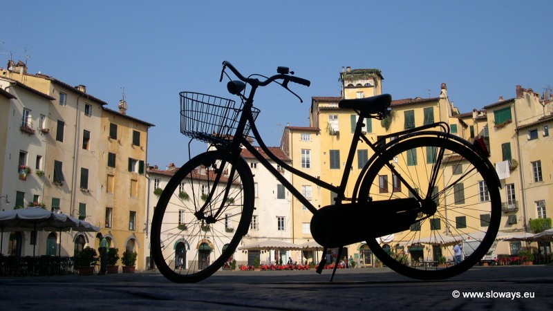 Cycling from Pavia to Lucca by Bike