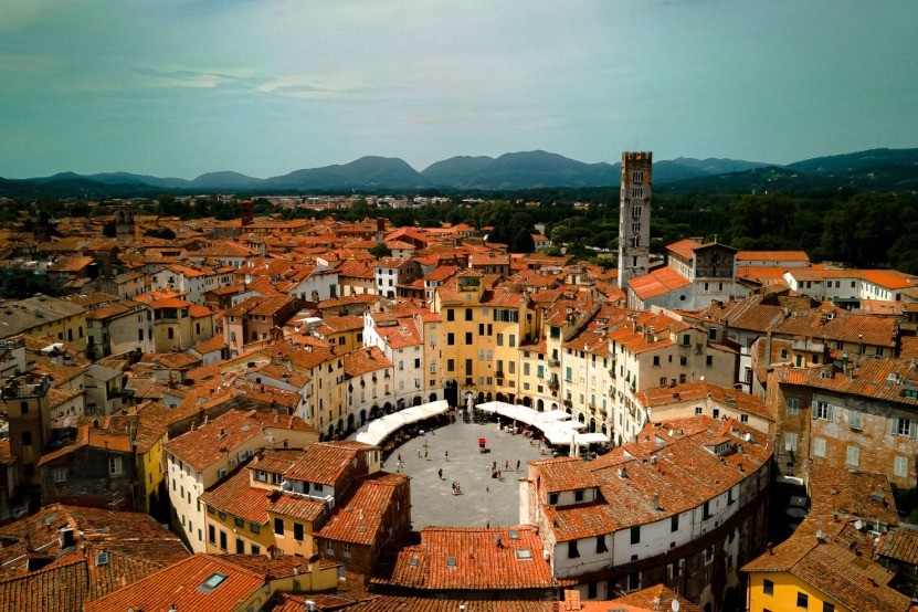 Lucca città